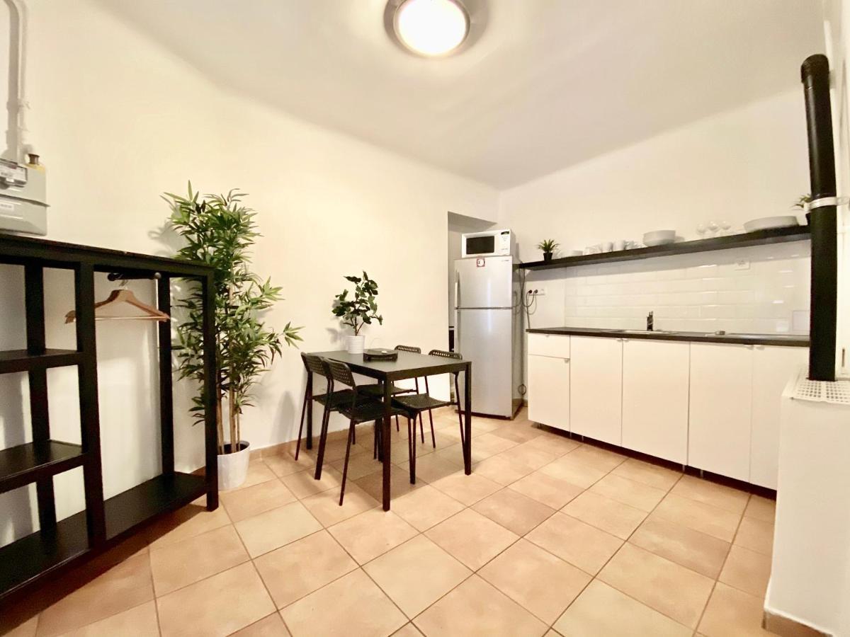 Budget Apartment By Hi5- Karoly 16 บูดาเปสต์ ภายนอก รูปภาพ